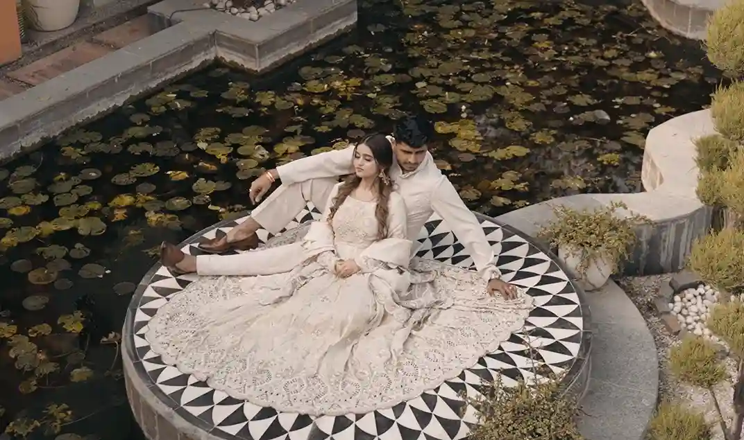 couple photoshoot dress